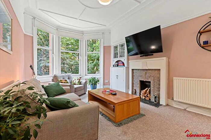 1 Bedroom Flat For Sale In Bellwood Street, Shawlands, Flat /, Glasgow, G41