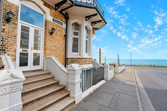 7 Bedroom End Of Terrace House For Sale In Albert Road, Ramsgate, CT11