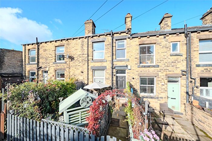 2 Bedroom Terraced House For Sale In Bank Terrace, Stanningley, Pudsey, West Yorkshire, LS28