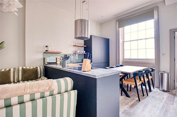2 Bedroom Flat To Rent In Lansdown Place, Cheltenham, Gloucestershire, GL50