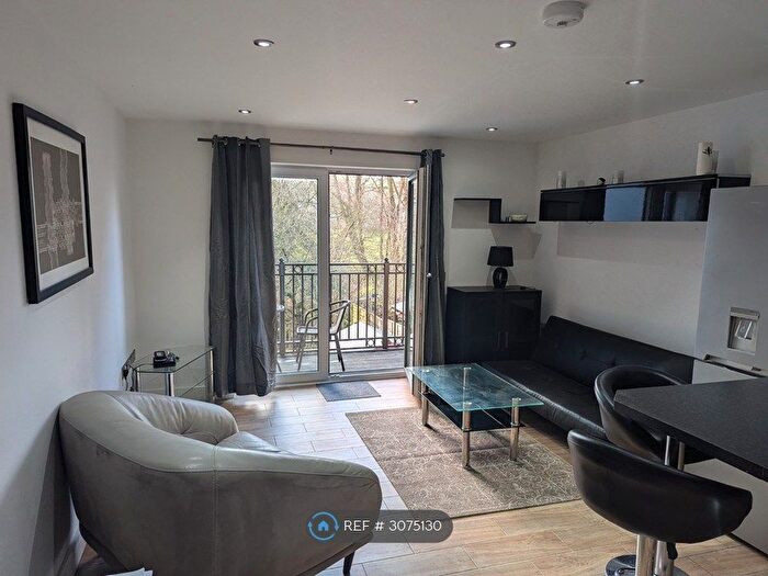 1 Bedroom Flat To Rent In London Road, High Wycombe, HP11