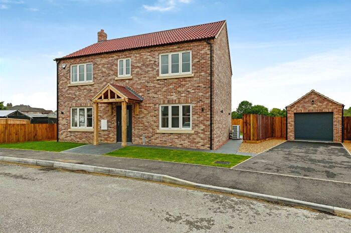 3 Bedroom Detached House For Sale In Oakley Way, Outwell, PE14