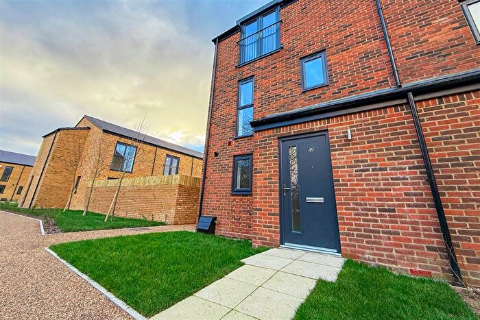 3 Bedroom Flat To Rent In Furlong Way, M7