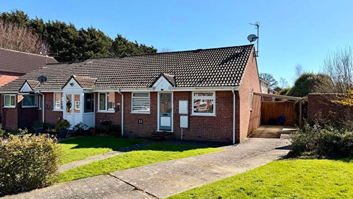 2 Bedroom Bungalow For Sale In Langdon Close, Chard, Somerset, TA20