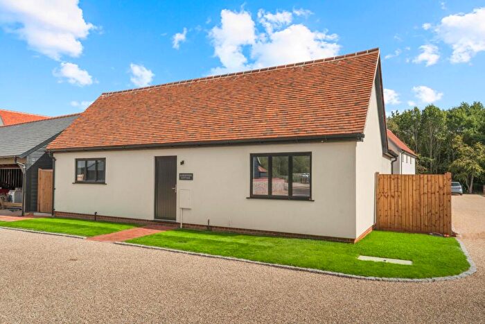 2 Bedroom Cottage For Sale In Dunmow Road, Hatfield Heath, Bishop's Stortford, CM22