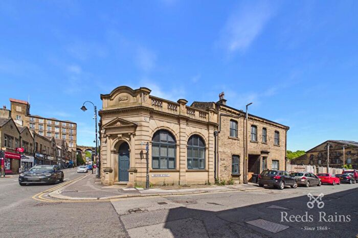 9 Bedroom Apartment For Sale In Market Street, Milnsbridge, Huddersfield, West Yorkshire, HD3