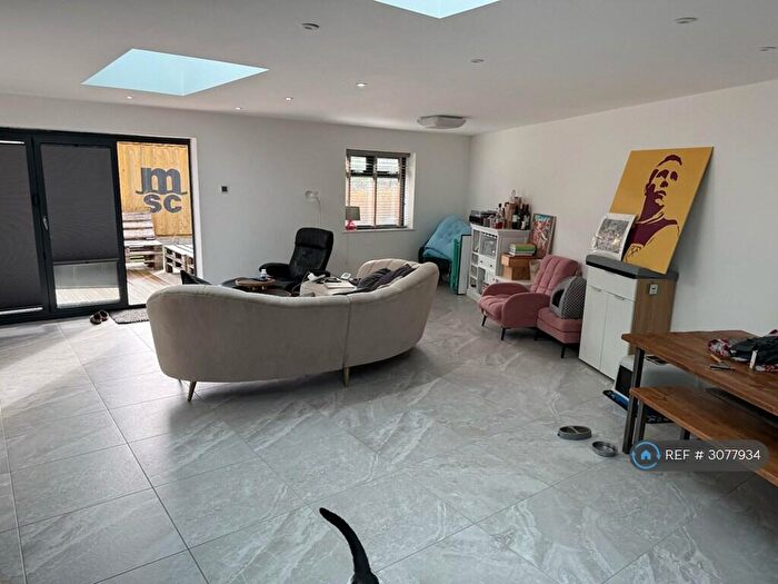 4 Bedroom Terraced House To Rent In Towler Street, Peterborough, PE1