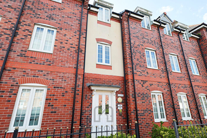 2 Bedroom Apartment For Sale In Pear Tree Close, Wesham, Preston, Lancashire, PR4