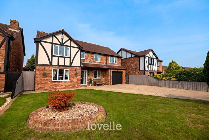 5 Bedroom Detached House For Sale In Burnham Reach, Cleethorpes, DN35
