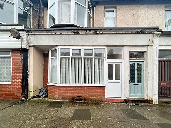 2 Bedroom Flat To Rent In Ilfracombe Gardens, Whitley Bay, Tyne And Wear, NE26