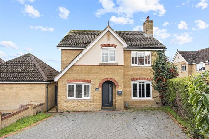 4 Bedroom Detached House For Sale In Watercress Road, West Cheshunt, Waltham Cross, EN7