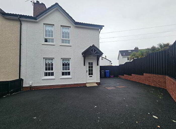 3 Bedroom Semi-Detached House To Rent In Glenfearna Gardens, Belfast, BT17