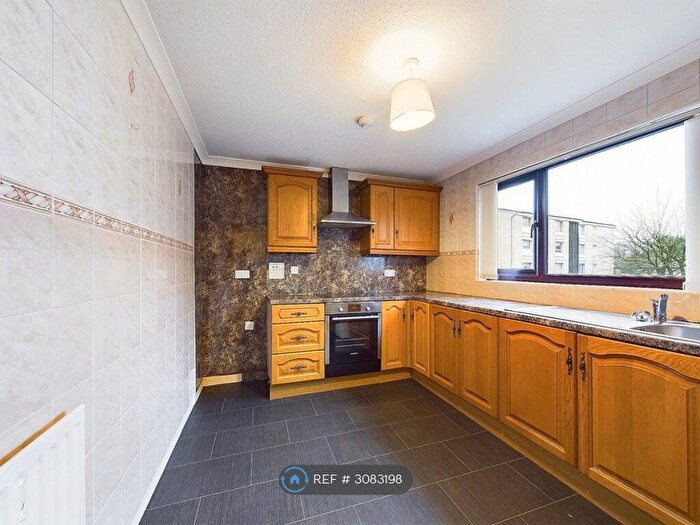 2 Bedroom Flat To Rent In Gallion Walk, Kilmarnock, KA1