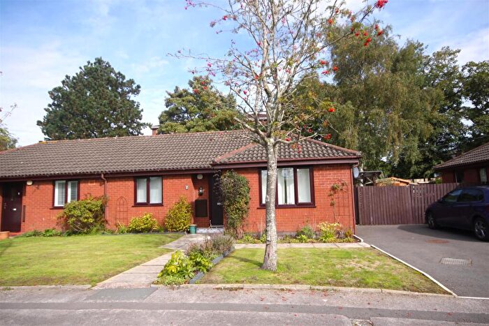 2 Bedroom Semi-Detached Bungalow For Sale In Beaumont Crescent, Aughton, Ormskirk, L39
