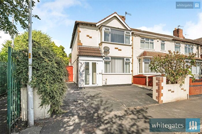 3 Bedroom Semi-Detached House For Sale In Hythe Avenue, Litherland, Merseyside, L21