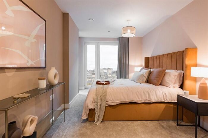 2 Bedroom Apartment To Rent In Mcewan Walk, Fountainbridge, Edinburgh, EH3