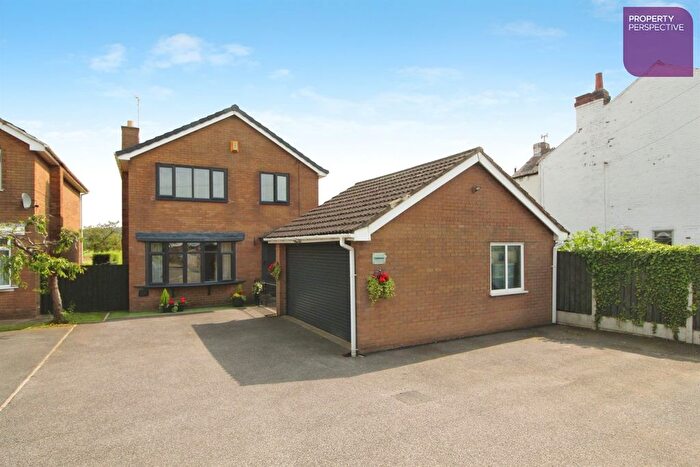 4 Bedroom Detached House For Sale In Doncaster Road, WF8