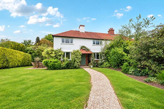 4 Bedroom Detached House To Rent In Marley Lane Kingsley Green, GU27