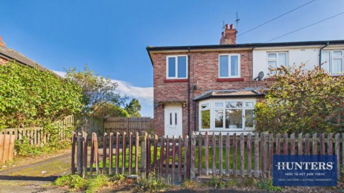 2 Bedroom Semi-Detached House For Sale In Elmwood Avenue, Sunderland, SR5