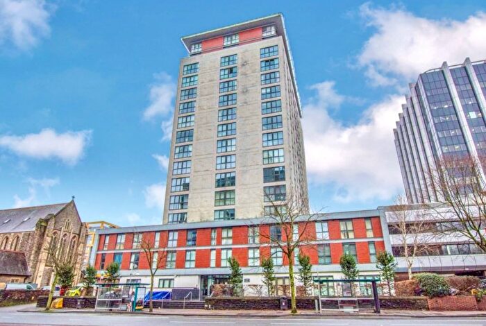 2 Bedroom Flat For Sale In Newport Road, Cardiff, CF24
