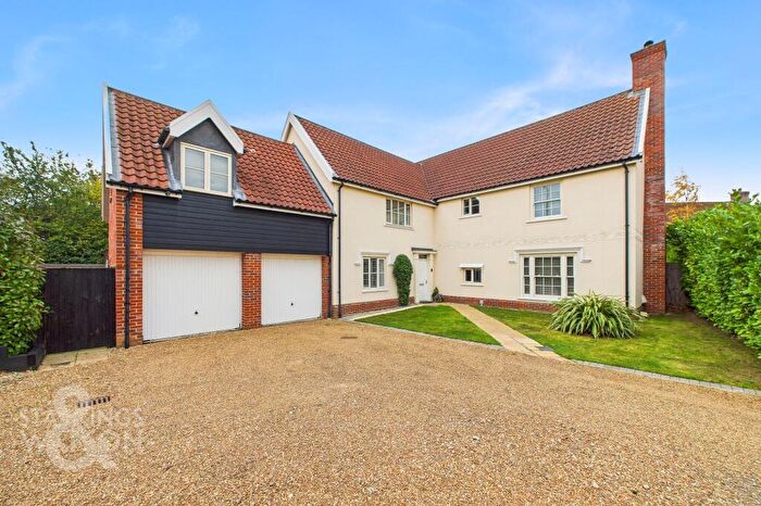 5 Bedroom Detached House For Sale In Christopher Way, Wroxham, Norwich, NR12