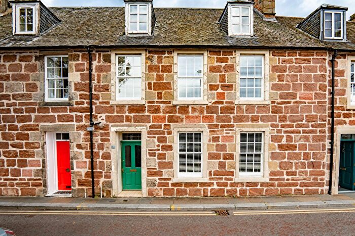 4 Bedroom Terraced House For Sale In Douglas Row, Inverness, IV1