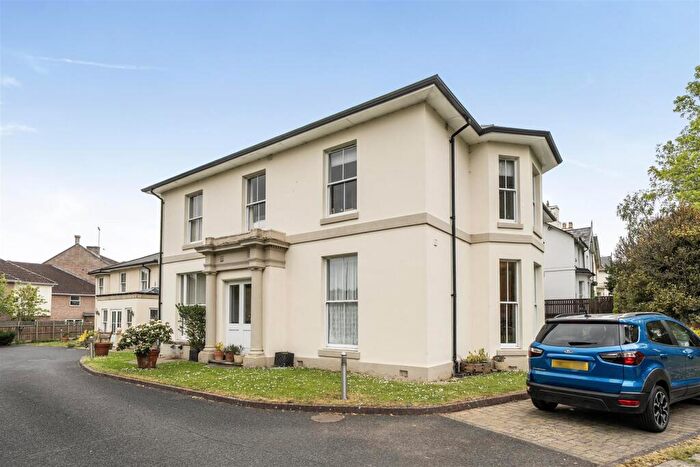 2 Bedroom Apartment For Sale In Comberton Road, Kidderminster, DY10