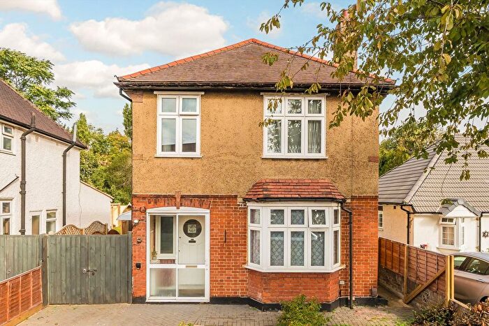 3 Bedroom Property To Rent In Lampton Avenue, Hounslow, TW3
