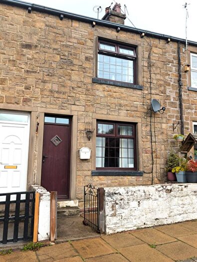 2 Bedroom Terraced House For Sale In Eastwood Street, Barnoldswick, BB18