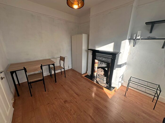 4 Bedroom Terraced House To Rent In Watling Street, Stone, DA2