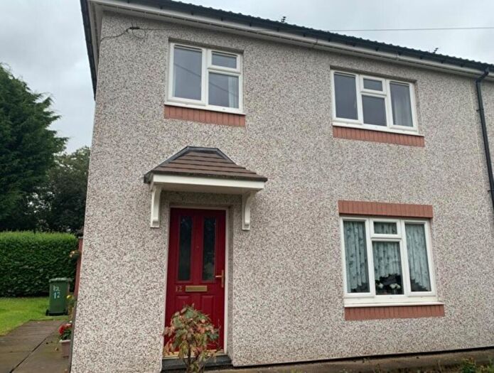 3 Bedroom House To Rent In Tealby Road, Scunthorpe, DN17