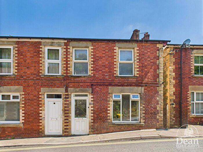 3 Bedroom Semi-Detached House For Sale In Bayhead Villas, Lydbrook, GL17