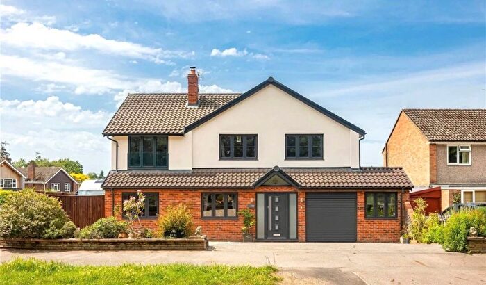 4 Bedroom Detached House For Sale In The Elms, Blounts Court Road, Sonning Common, South Oxfordshire, RG4