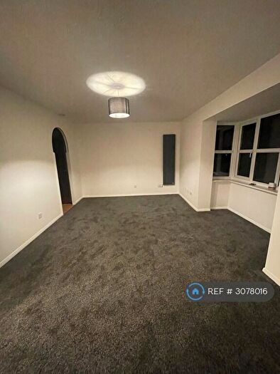 Studio To Rent In Knights Manor Way, Dartford, DA1