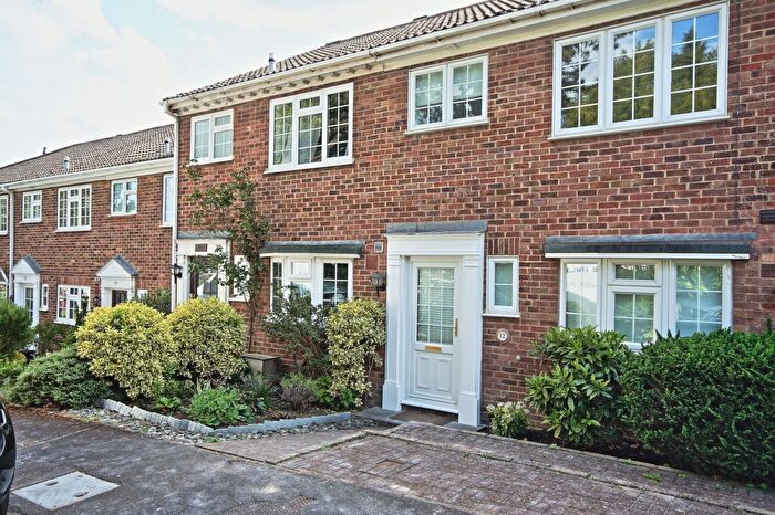 3 Bedroom Terraced House To Rent In Hanover Court, Woking, GU22