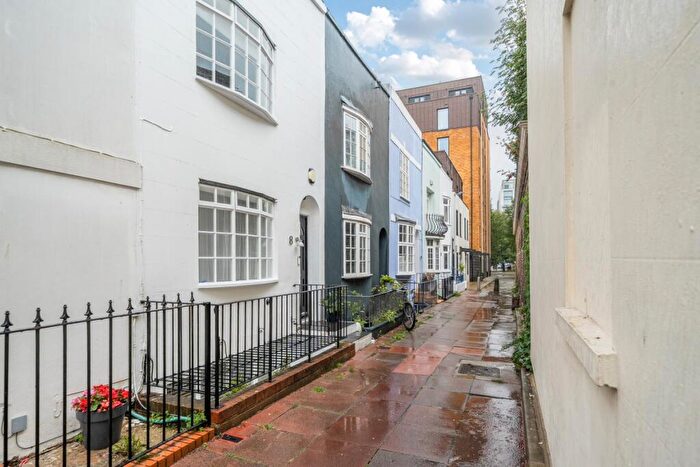 3 Bedroom Terraced House To Rent In Blenheim Place Brighton, BN1