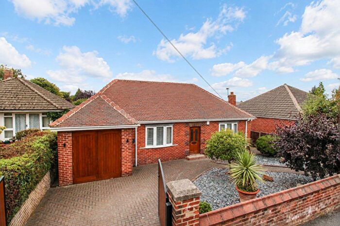 3 Bedroom Detached Bungalow For Sale In Lafflands Lane, Ryhill, Wakefield, WF4