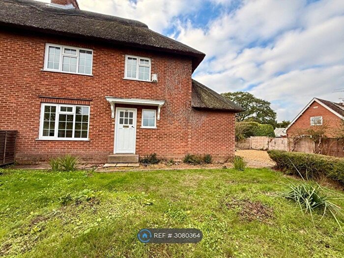 2 Bedroom Semi-Detached House To Rent In The Hill, Norwich, NR13