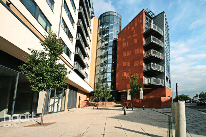 1 Bedroom Flat For Sale In Perth Road, Ilford, IG2
