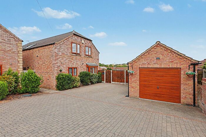 4 Bedroom Detached House For Sale In Orchard View, North Wingfield, Chesterfield, S42