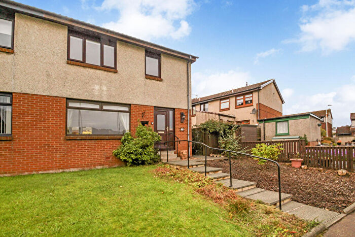 3 Bedroom Semi-Detached House For Sale In Leuchatsbeath Drive, Cowdenbeath, KY4