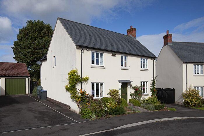 4 Bedroom Detached House For Sale In Tisbury, SP3
