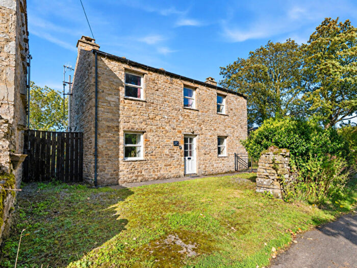 3 Bedroom Detached House For Sale In Spotted Heifer Cottage, Newbiggin, DL8