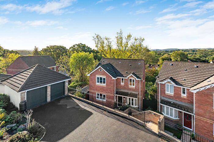 4 Bedroom Detached House For Sale In Rendells Meadow, Bovey Tracey, TQ13