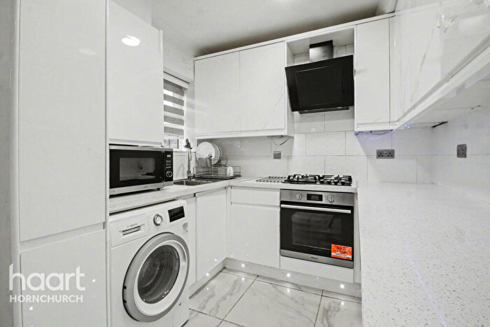 4 Bedroom Semi-Detached House To Rent In Chelmsford Drive, Essex, RM14