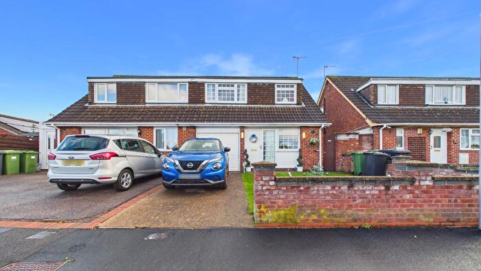 3 Bedroom Semi-Detached House For Sale In Bythorn Road, Peterborough, PE2
