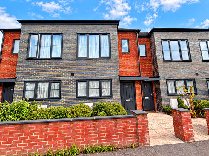 3 Bedroom Terraced House For Sale In Lingfield Road, East Grinstead, West Sussex, RH19