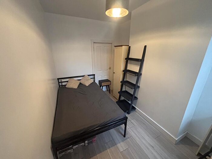 1 Bedroom Flat To Rent In Room Holme Lane, S6