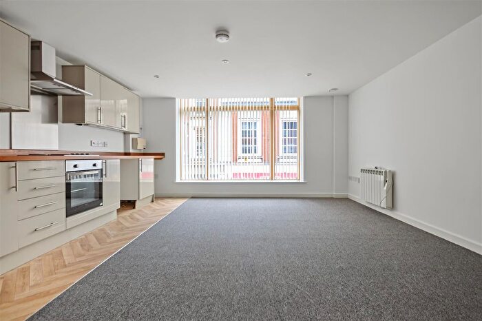 1 Bedroom Flat To Rent In St Giles Street, Town Centre, NN1