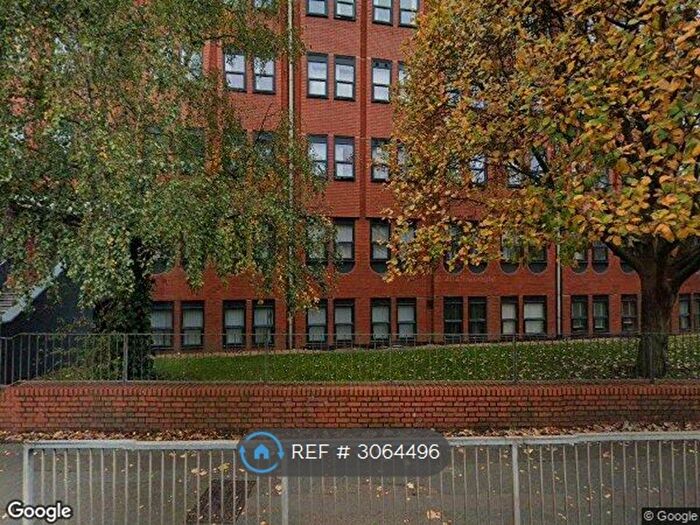1 Bedroom Flat To Rent In Mercury Gardens, Romford, RM1